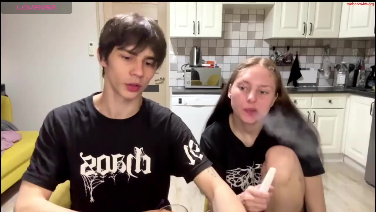 flowerscouple preview 2026-05-05